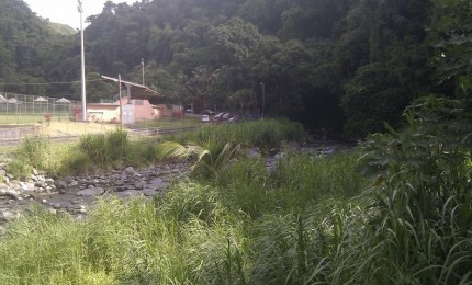 Bain de rivière à Grand Rivière